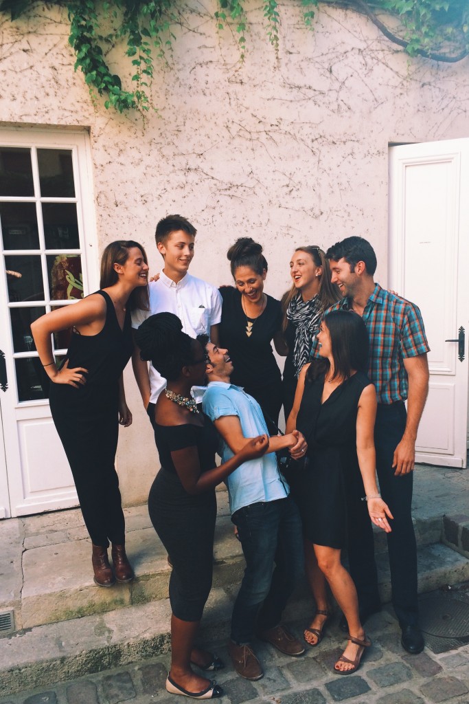 Everyone look at each other!