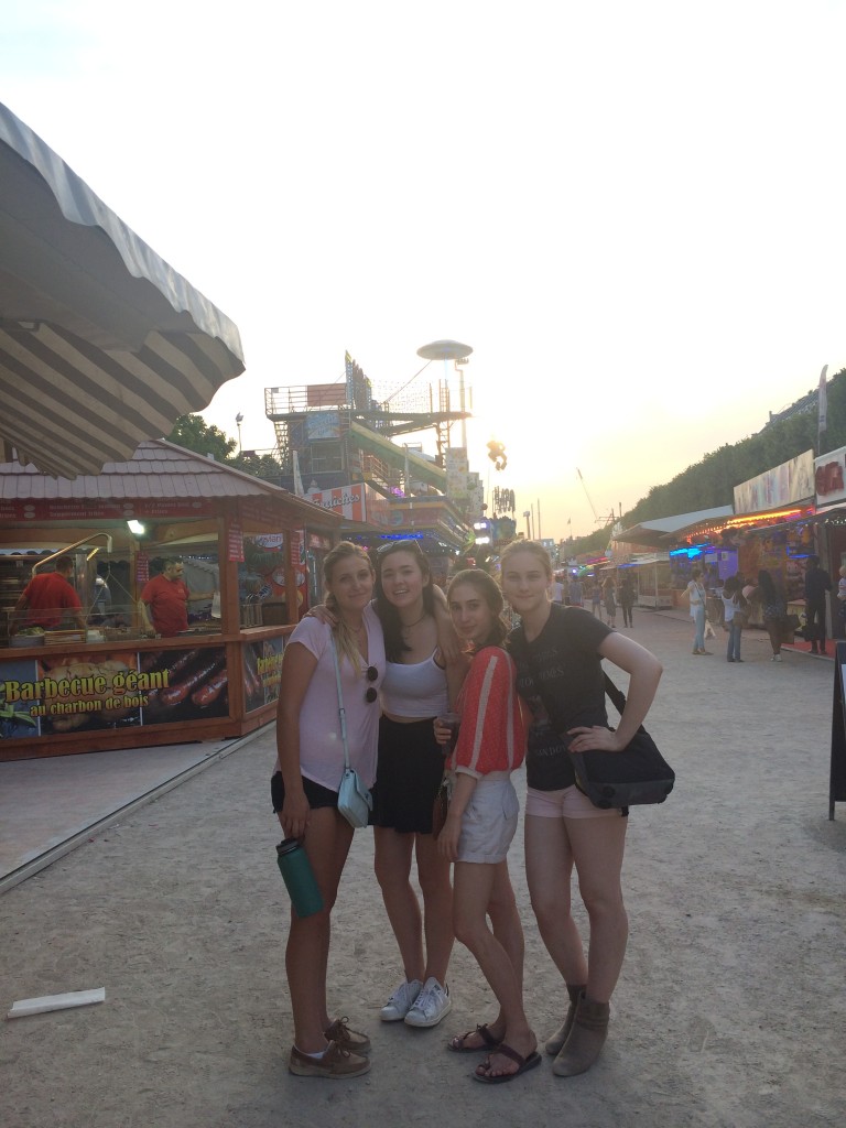 evening activity at the Tuileries Fair!