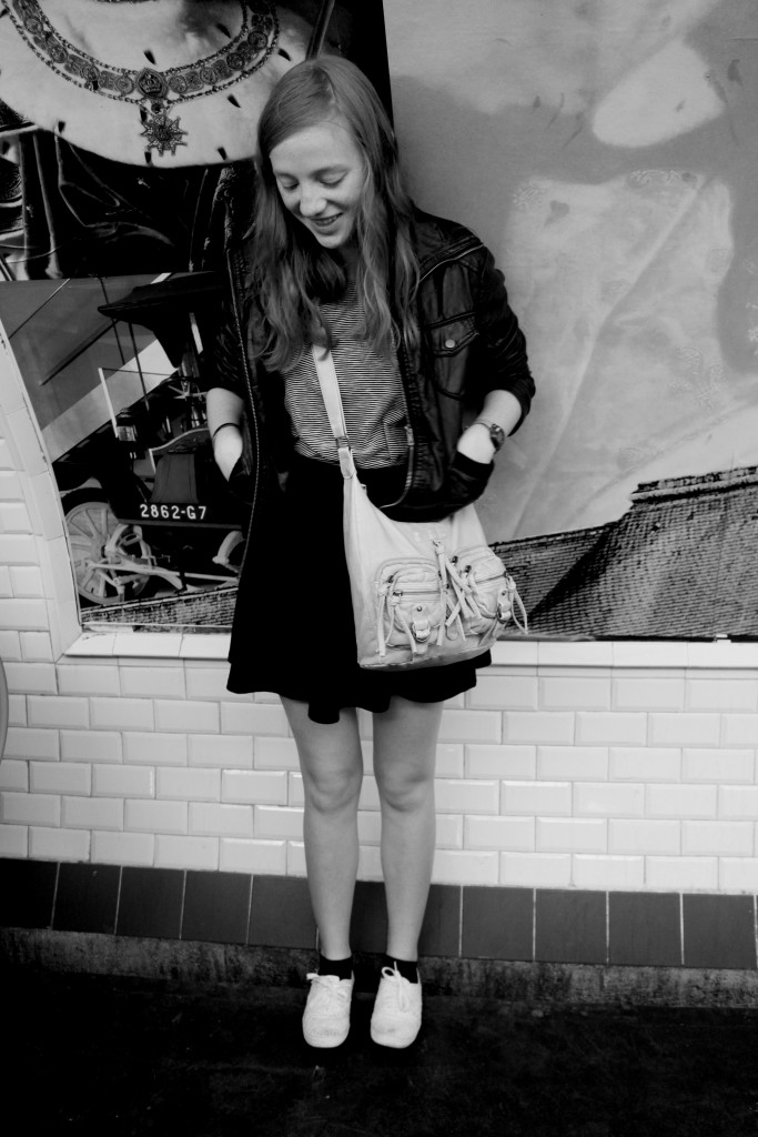 Kayla on the train to Auvers!